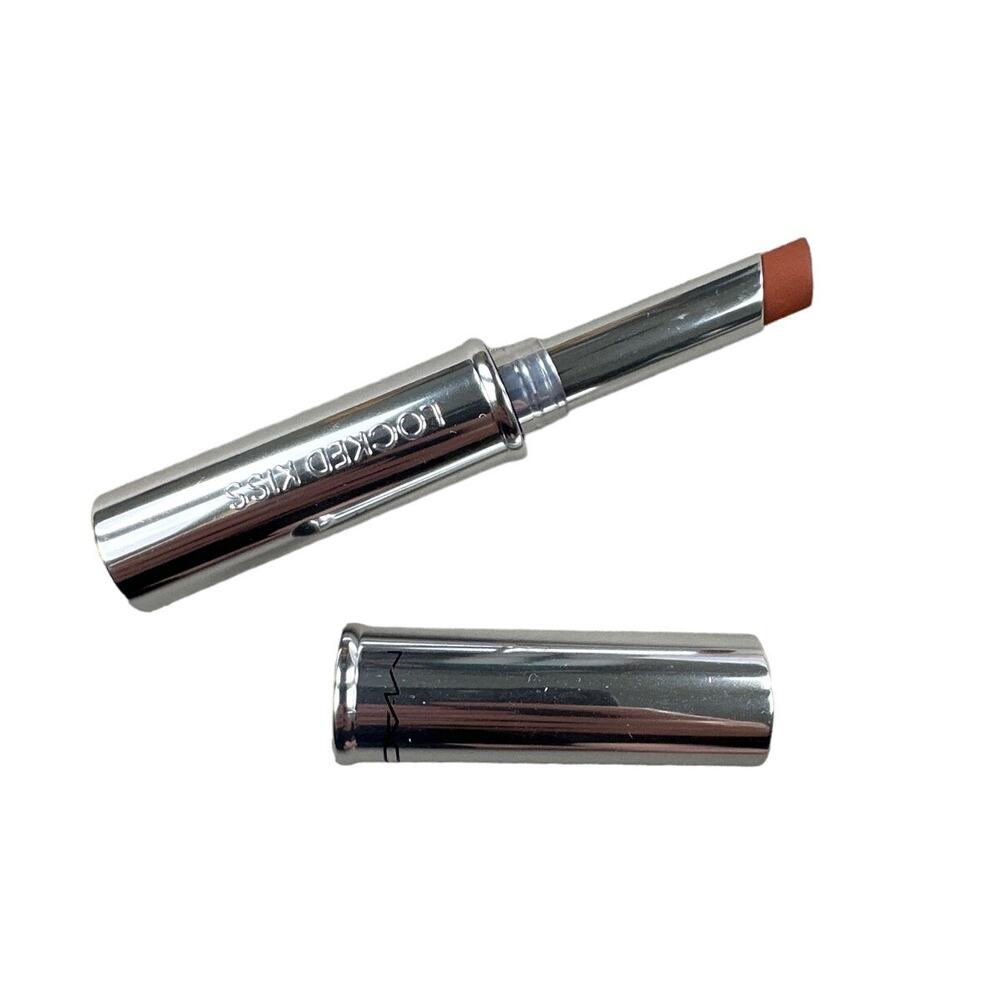 MAC Cosmetics - Locked Kiss 24hr Lipstick in 65 Posh